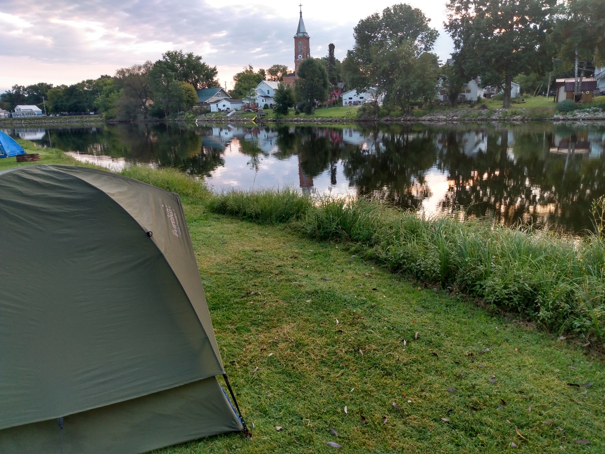 Morning at Holtwood Park